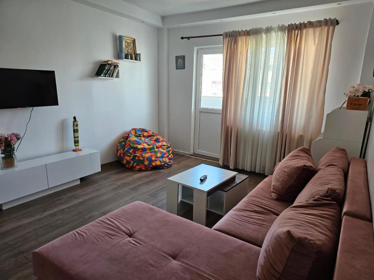Apartament Near The Park Two Rooms Bukarest Exterior foto